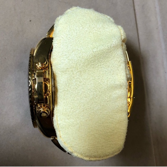 Men’s Invicta Dive/Dress Watch - Picture 2 of 5